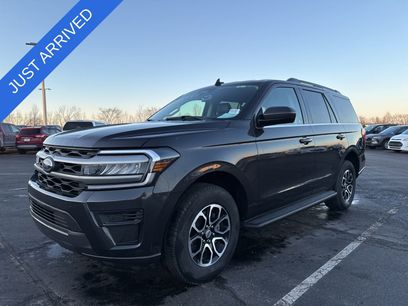 Used 2024 Ford Expedition XLT