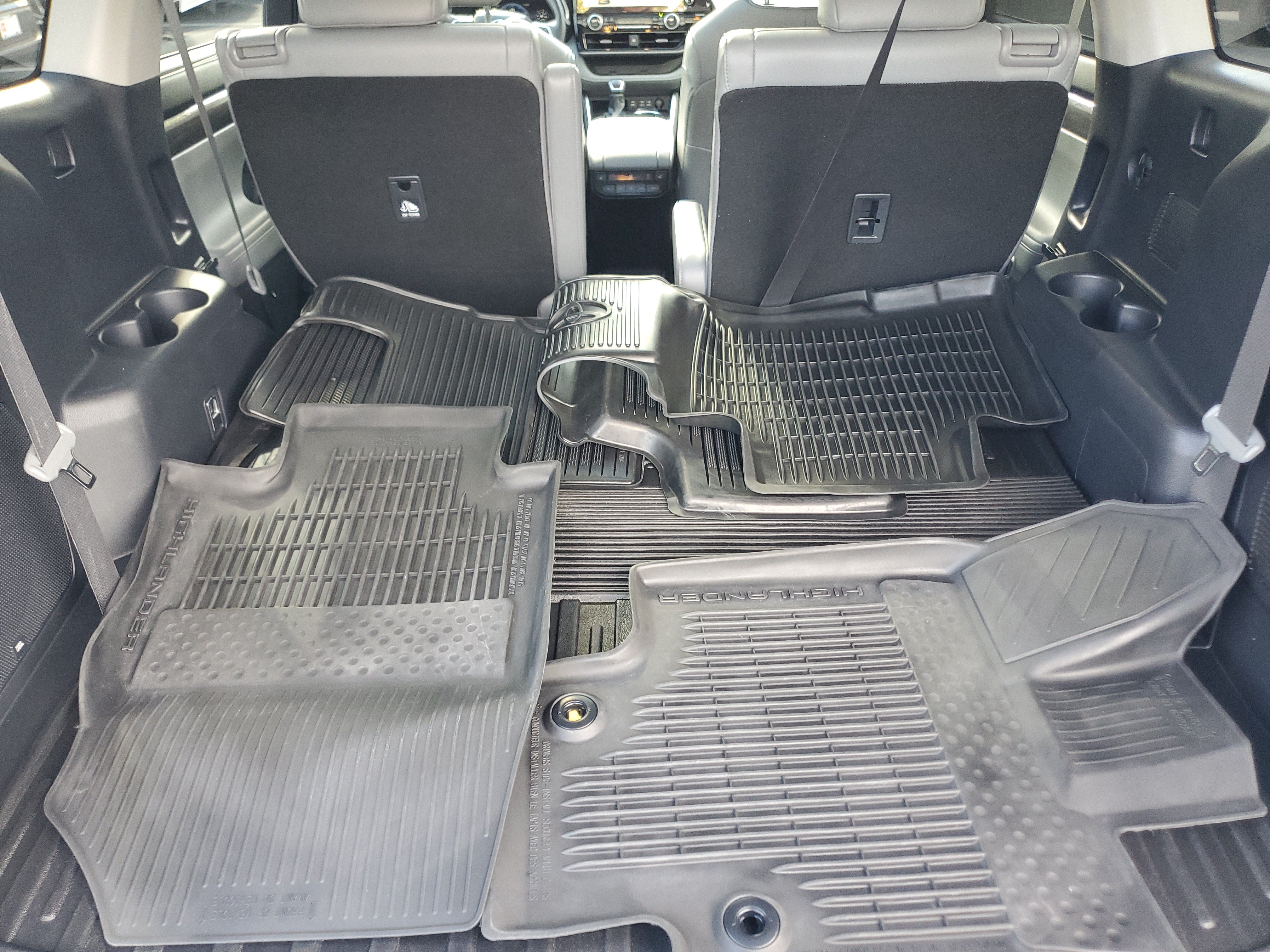 Certified 2026 Toyota Highlander AWD image 9