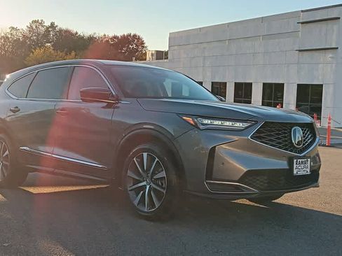 Used 2025 Acura MDX FWD w/ Technology Package image 7