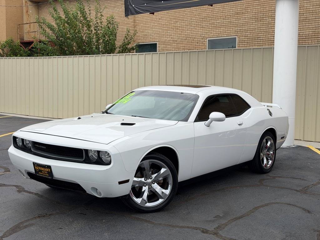 Used 2012 Dodge Challenger SXT Plus RWD image 38