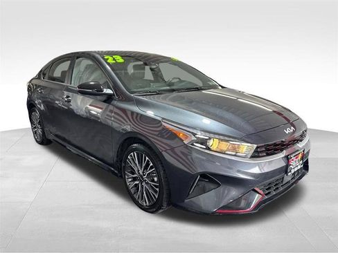 Used 2023 Kia Forte GT-Line w/ GT-Line Premium Package FWD image 3