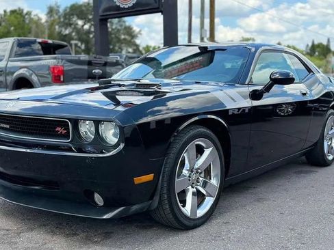 Used 2009 Dodge Challenger R/T image 7