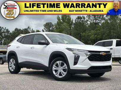 Used 2025 Chevrolet Trax LS