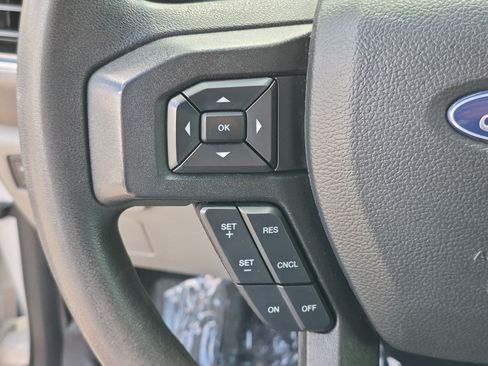 Used 2018 Ford F150 XLT w/ Trailer Tow Package AWD/4WD image 16