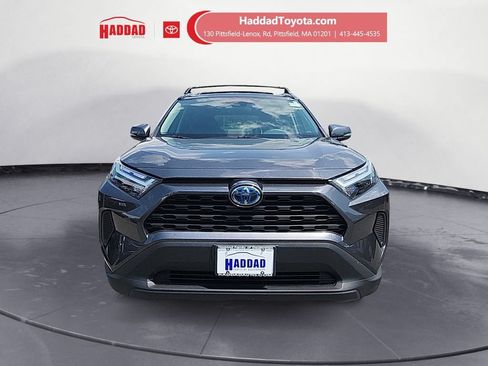 Used 2023 Toyota RAV4 XLE w/ Convenience Package AWD/4WD image 9