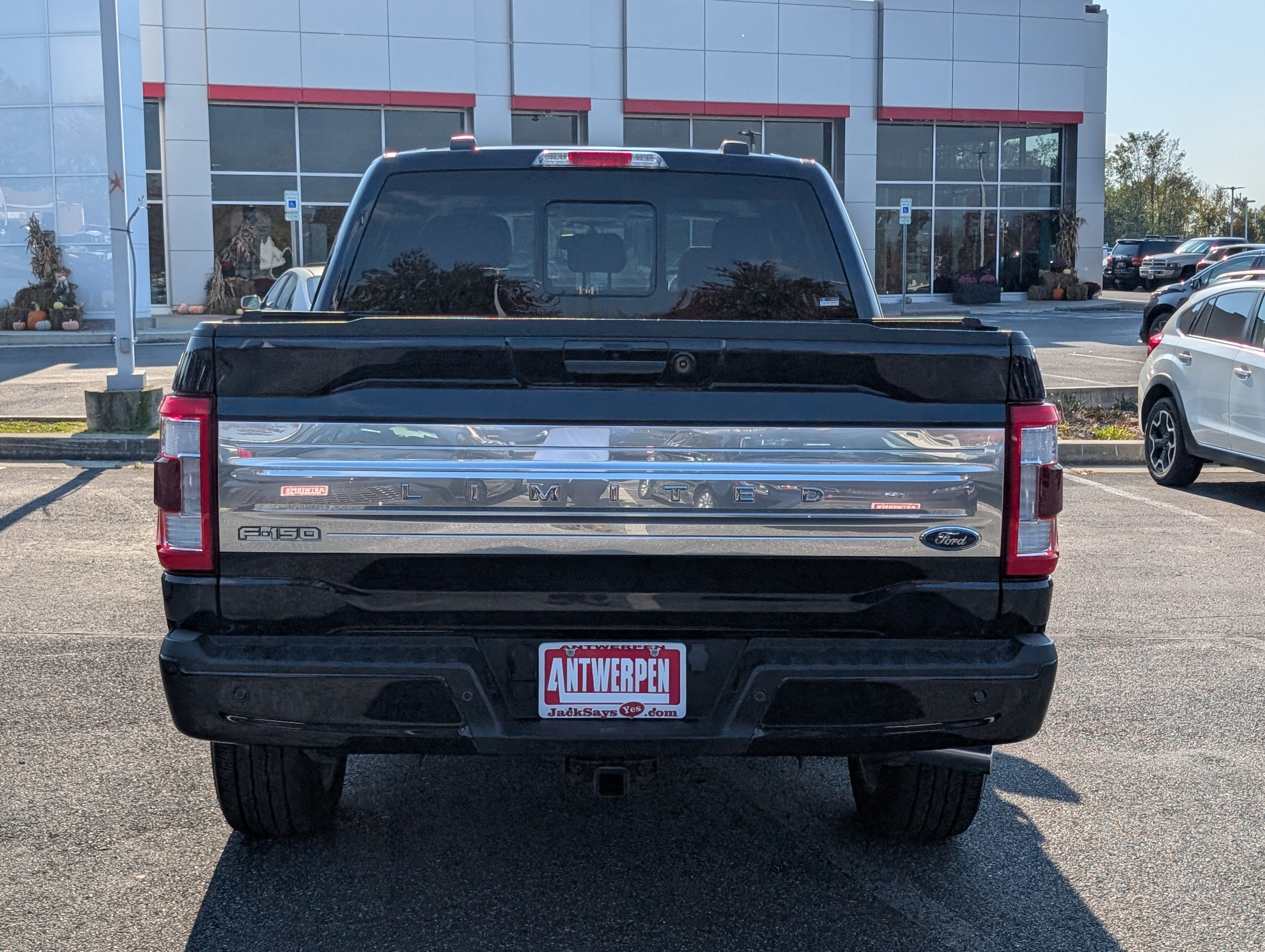 Used 2023 Ford F150 Limited AWD/4WD image 4