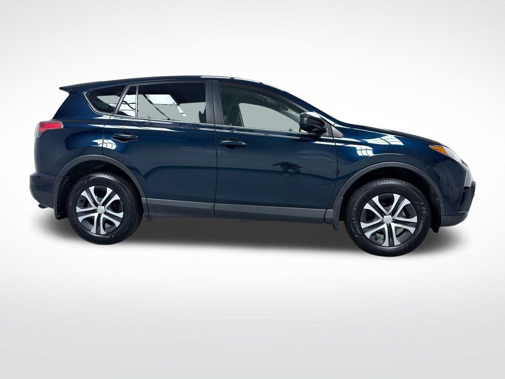 Used 2018 Toyota RAV4 LE w/ All Weather Liner Package AWD/4WD image 10