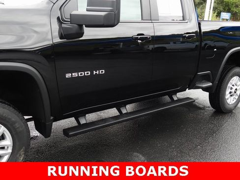 Used 2025 Chevrolet Silverado 2500 LT image 3