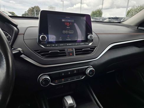 Used 2022 Nissan Altima 2.5 SR image 29
