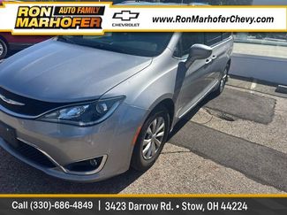 Used 2018 Chrysler Pacifica Touring-L FWD video 1
