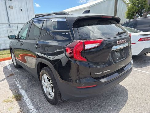 Used 2023 GMC Terrain SLE w/ Driver Convenience Package AWD/4WD image 8