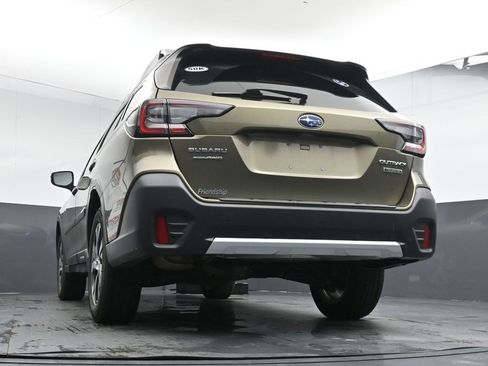 Used 2020 Subaru Outback Touring image 22