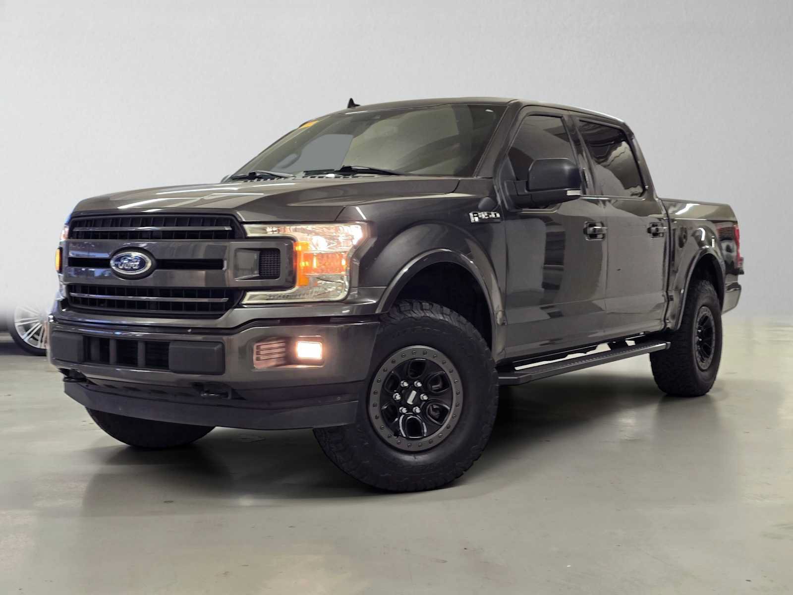 Used 2019 Ford F150 XLT w/ Equipment Group 302A Luxury AWD/4WD image 1