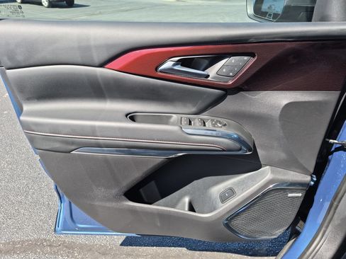 Used 2026 Chevrolet Traverse RS w/ LPO, Floor Liner Package AWD/4WD image 23