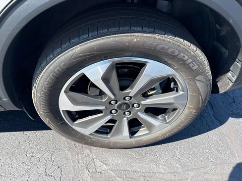 Used 2023 Ford Escape Platinum AWD/4WD image 23