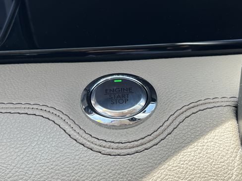 Certified 2023 Lincoln Navigator Reserve RWD image 27