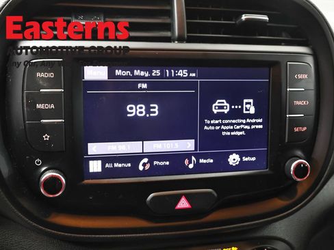 Used 2022 Kia Soul LX w/ Technology Package FWD image 19