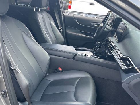Used 2022 Toyota Mirai w/ Advanced Technology Package RWD image 17