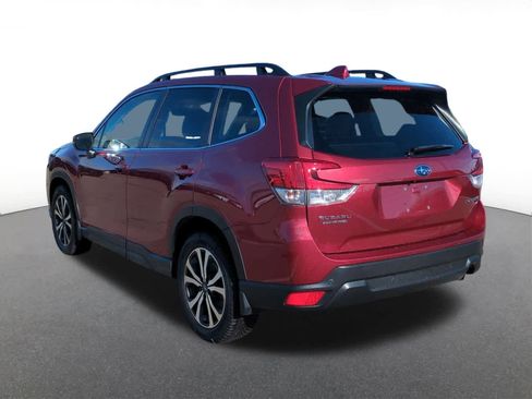 Certified 2022 Subaru Forester Limited image 4