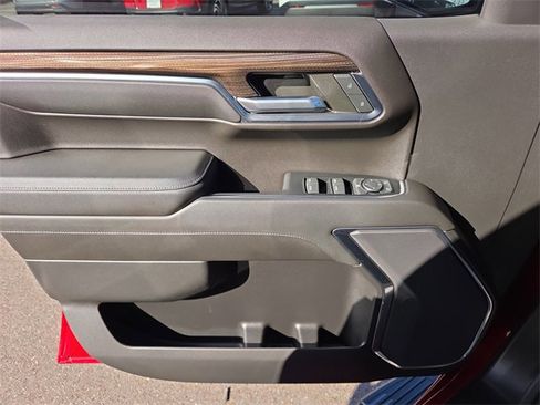 Used 2022 Chevrolet Silverado 1500 RST w/ Z71 Off-Road Package image 17