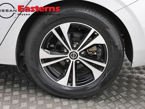 Used 2022 Nissan Sentra SV FWD image 32
