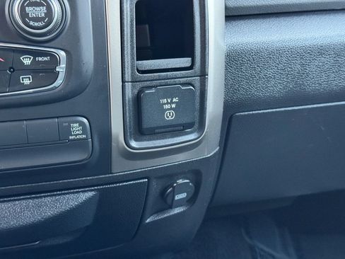 Used 2013 RAM 2500 Lone Star AWD/4WD image 25