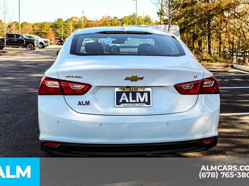 Used 2024 Chevrolet Malibu LT image 11