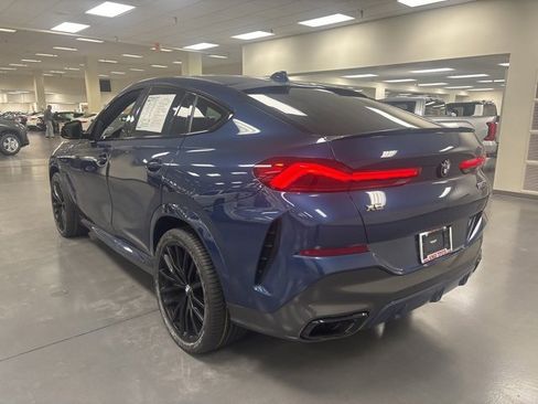 Used 2022 BMW X6 M50i w/ Executive Package image 5
