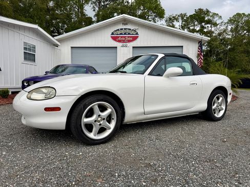 Used 1999 MAZDA MX-5 Miata image 1