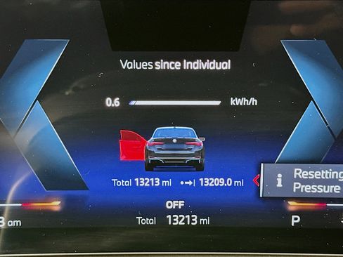 Used 2024 BMW i4 xDrive40i image 19