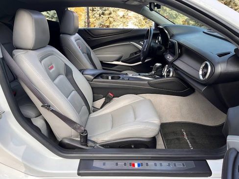 Used 2017 Chevrolet Camaro SS image 38