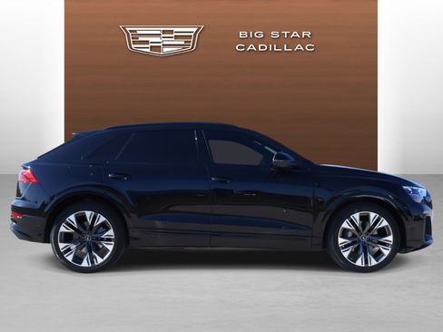 Used 2024 Audi Q8 Prestige w/ Prestige Package AWD/4WD image 6