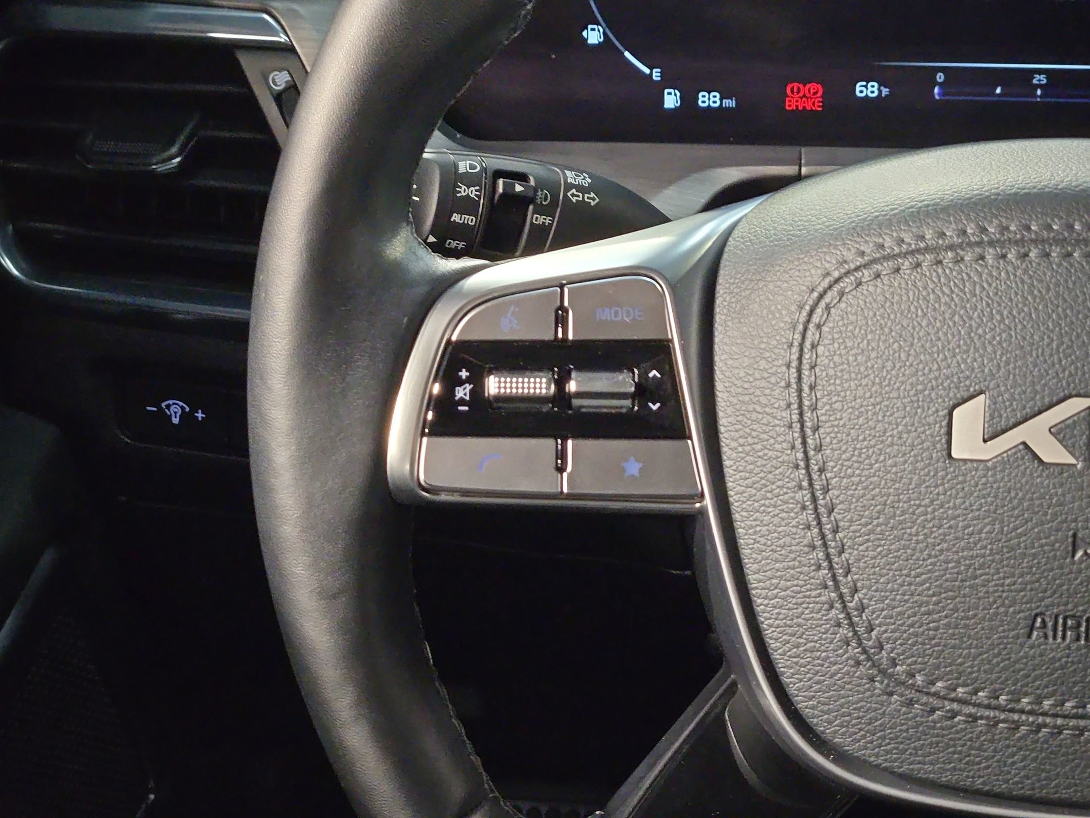 Used 2025 Kia Telluride SX Prestige X-Pro AWD/4WD image 28