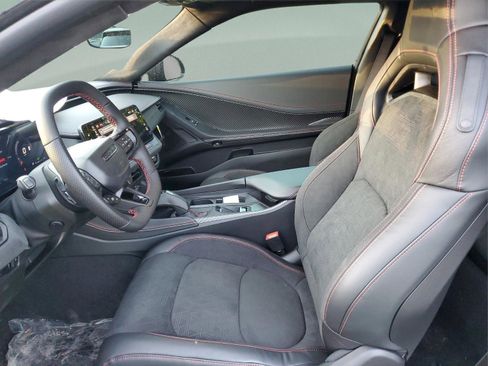 New 2024 Dodge Charger Scat Pack w/ Plus Group image 18