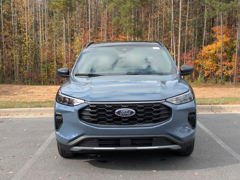 New 2026 Ford Escape ST-Line w/ Tech Pack #1 FWD image 7