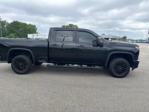 Used 2021 Chevrolet Silverado 2500 LTZ w/ LTZ Plus Package AWD/4WD image 6