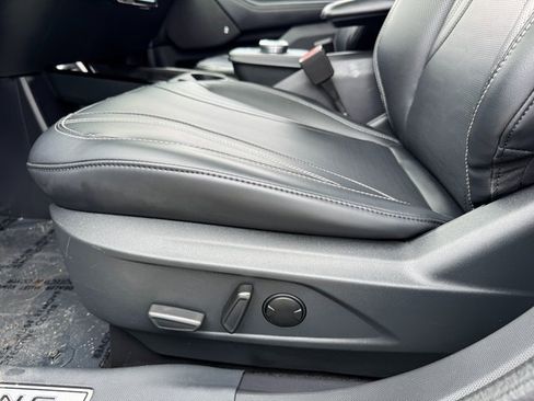 Used 2021 Ford Mustang Mach-E Premium image 15