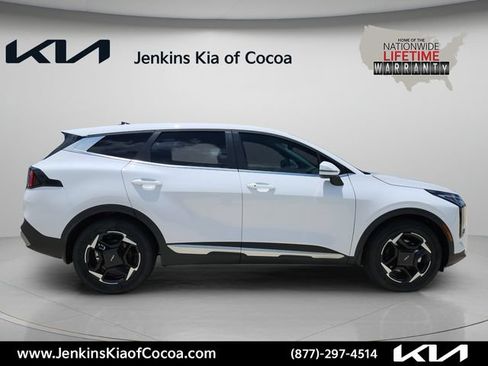 New 2026 Kia Sportage EX FWD image 3