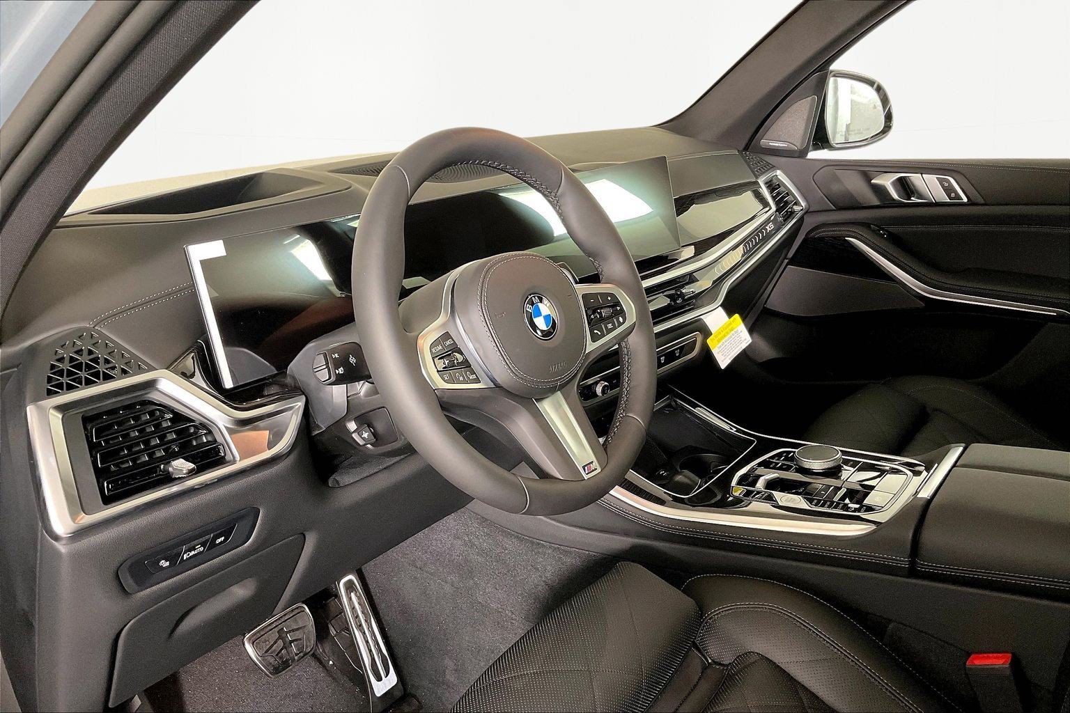 Used 2026 BMW X5 xDrive40i AWD/4WD image 8