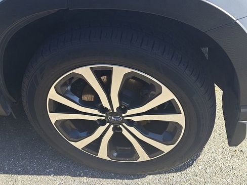 Used 2020 Subaru Forester Limited w/ Popular Package #3 image 11