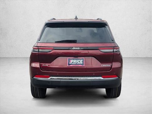 Used 2023 Jeep Grand Cherokee Limited image 7