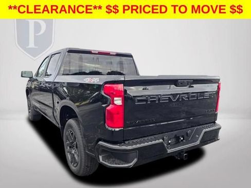 New 2026 Chevrolet Silverado 1500 Custom w/ LPO, Dark Essentials Package AWD/4WD image 9