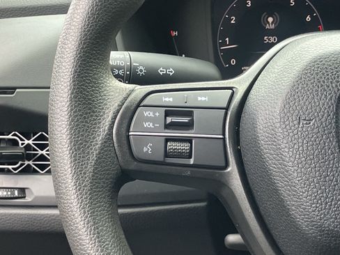 Certified 2025 Honda Accord LX image 21