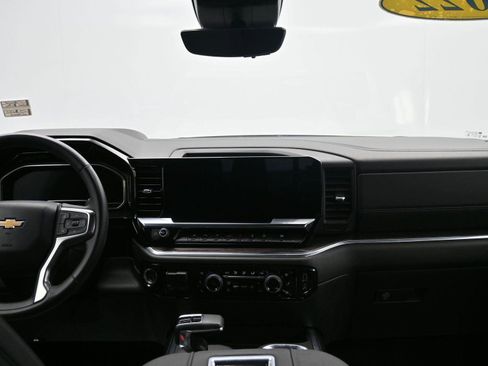 Used 2022 Chevrolet Silverado 1500 LTZ image 14