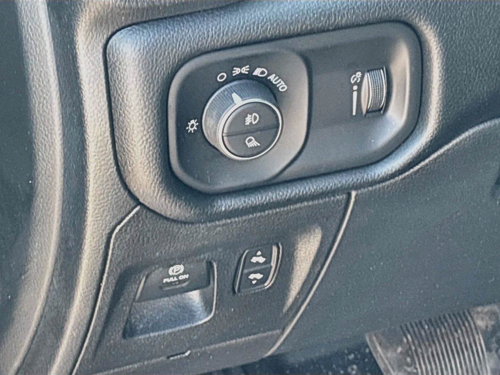 Used 2022 RAM 1500 Big Horn w/ Trailer Tow Group AWD/4WD image 14