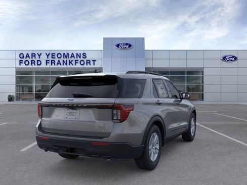 New 2026 Ford Explorer Active image 8