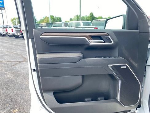 New 2026 Chevrolet Silverado 1500 RST AWD/4WD image 13