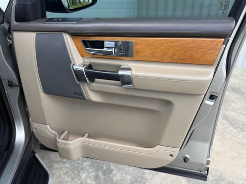 Used 2014 Land Rover LR4 HSE LUX AWD/4WD image 42