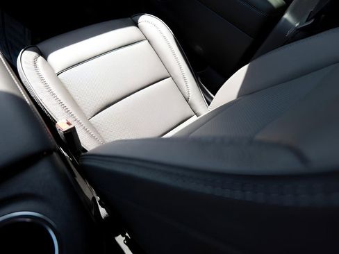 New 2026 GMC Yukon Denali w/ Denali Reserve Package image 26