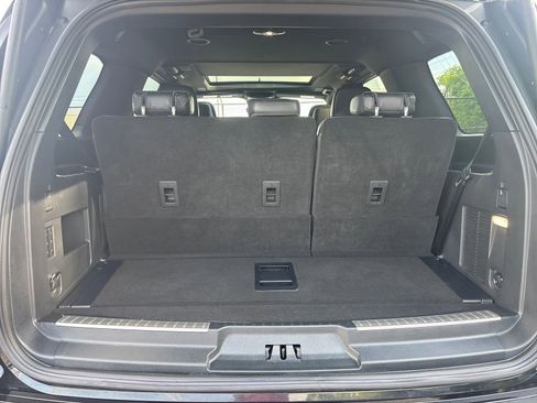 Certified 2023 Lincoln Navigator Reserve AWD/4WD image 12